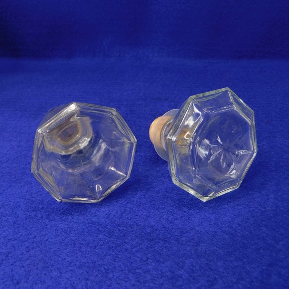 Pair of Vintage Heavy Glass Decanters 12" - Picture 3 of 7